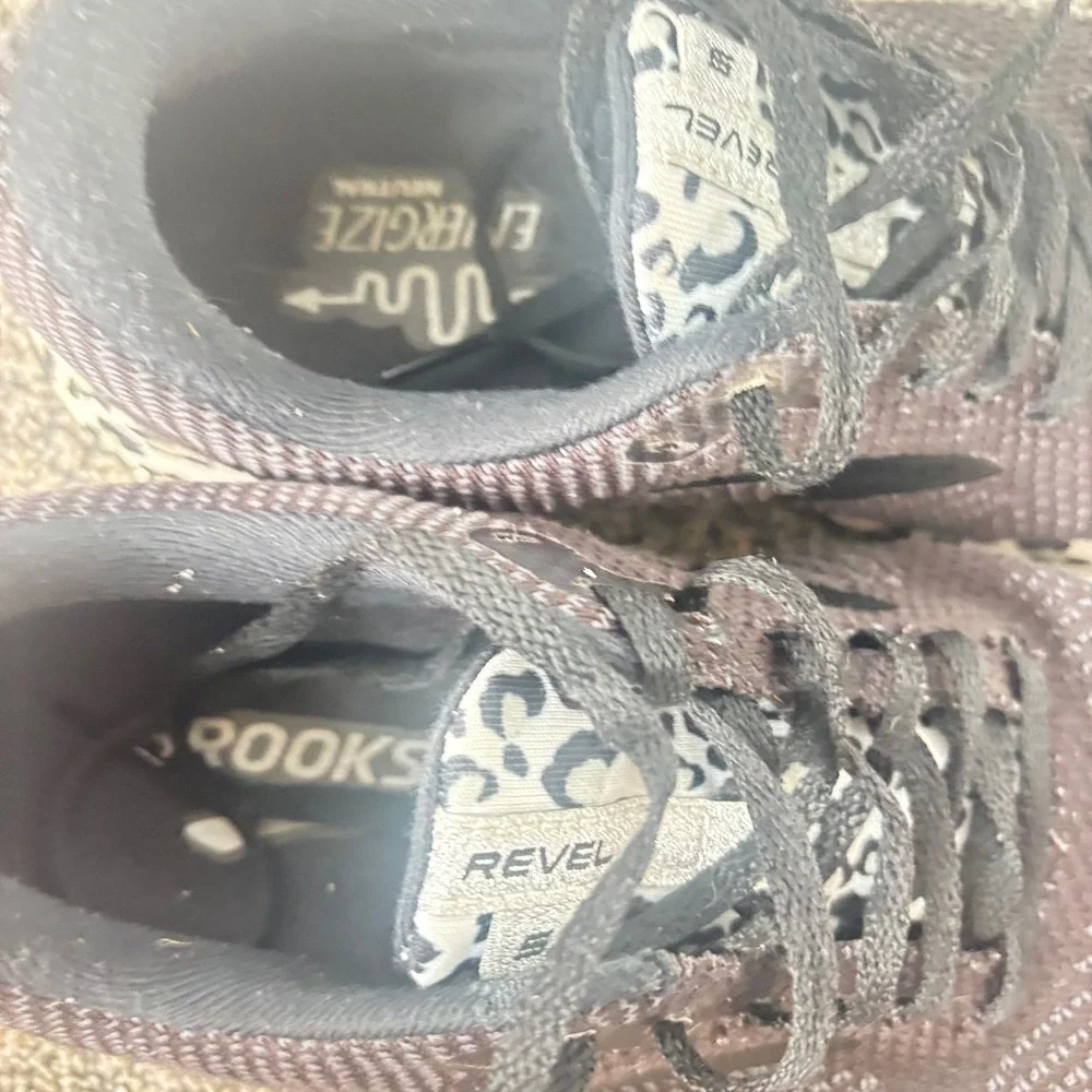 Brooks Revel 5 Womens Running Shoes Sneakers Black Leopard Print walking size 9
